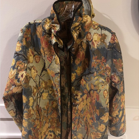 reversible piece--one jacket, two looks.by artist Jase - Picture 15 of 15